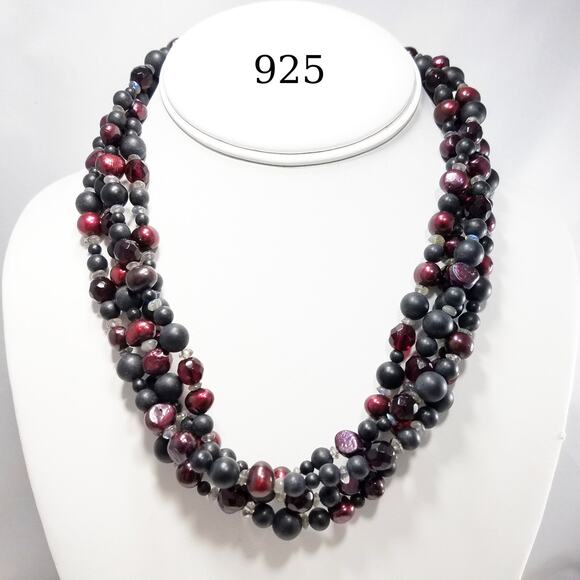 Vintage Beaded Necklace Pearled Burgundy, Matte Black Red Black Czech Crystal - Picture 1 of 10